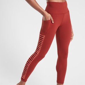 NWT Athleta Red Salutation Twist 7/8 Leggings